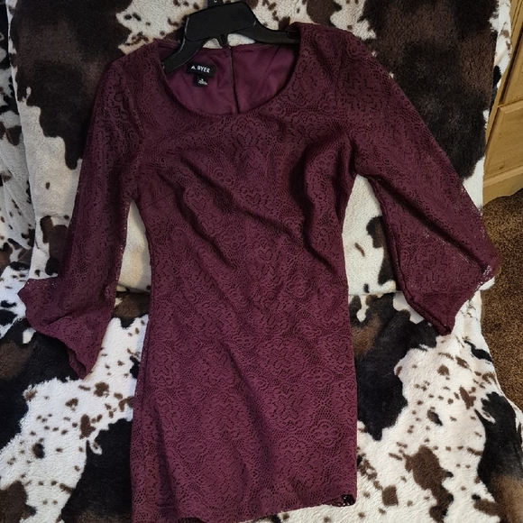 A. Byer Burgundy Lace Long Sleeve Dress - Picture 6 of 8